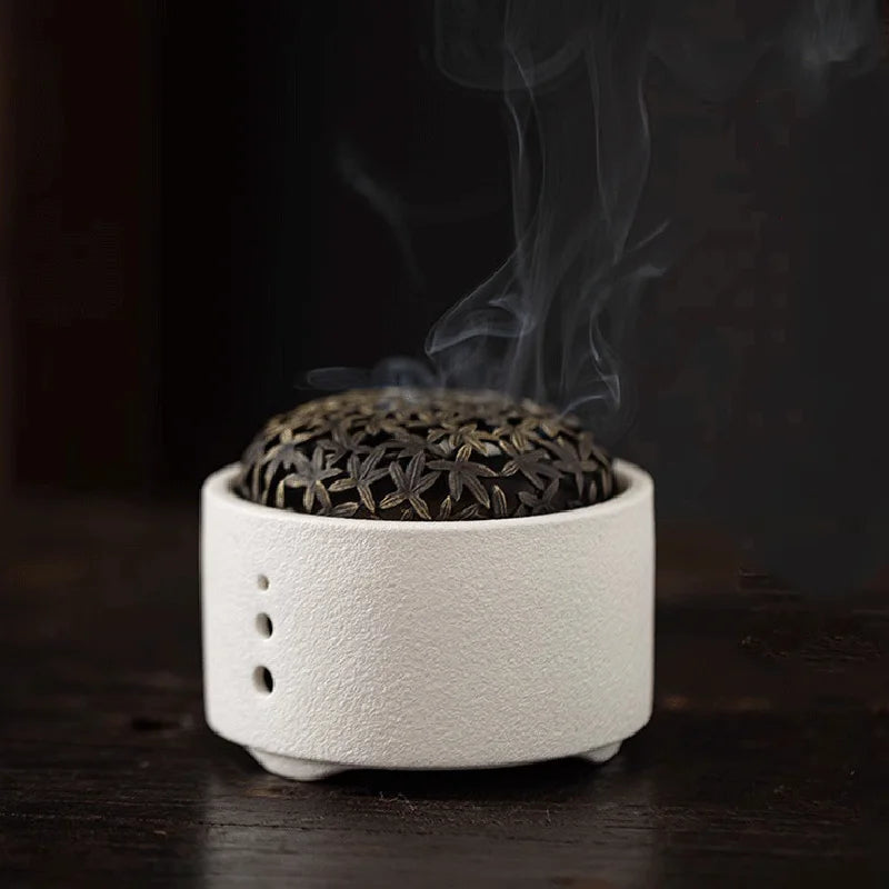 Creative ceramic incense pedestal - Home indoor deodorizing incense burner - Aromatherapy yoga atmosphere plate incense burner